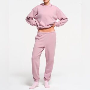 Skims cotton fleece jogger limited edition color Dusk
New with tags